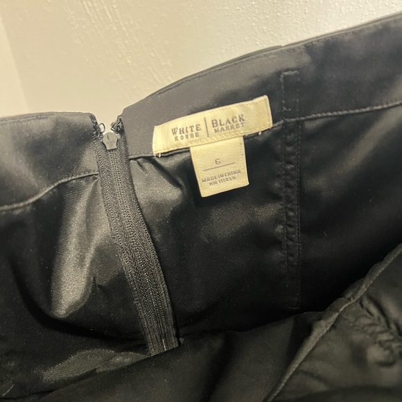 White House Black Market: Satin Formal Top - Picture 3 of 4